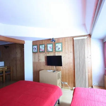 Sole Alto Appartamenti Montana Mezzana  Extérieur photo