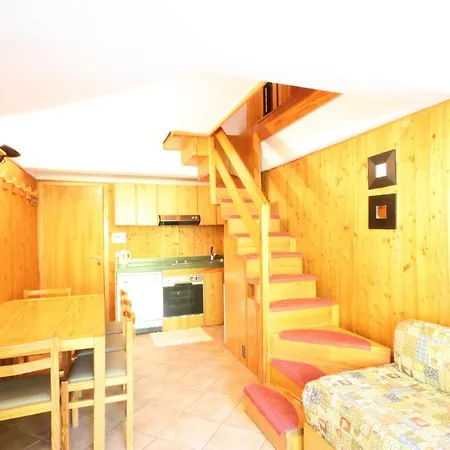 Sole Alto Appartamenti Montana Mezzana  Extérieur photo