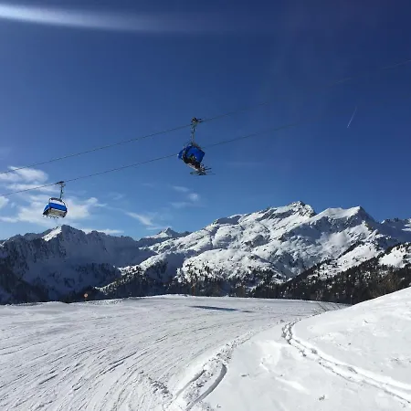 Sole Alto Appartamenti Montana Mezzana  Extérieur photo